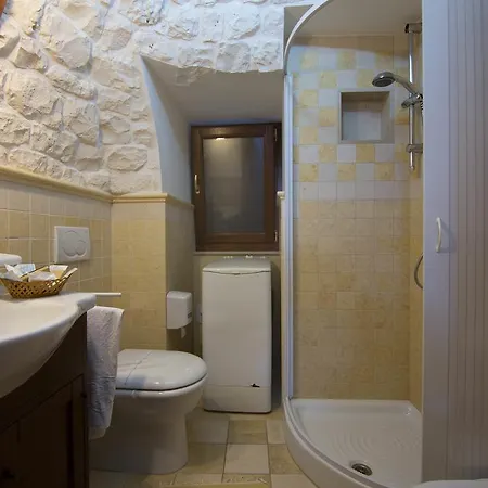 Trulli San Leonardo Alojamento de Acomodação e Pequeno-almoço 4*